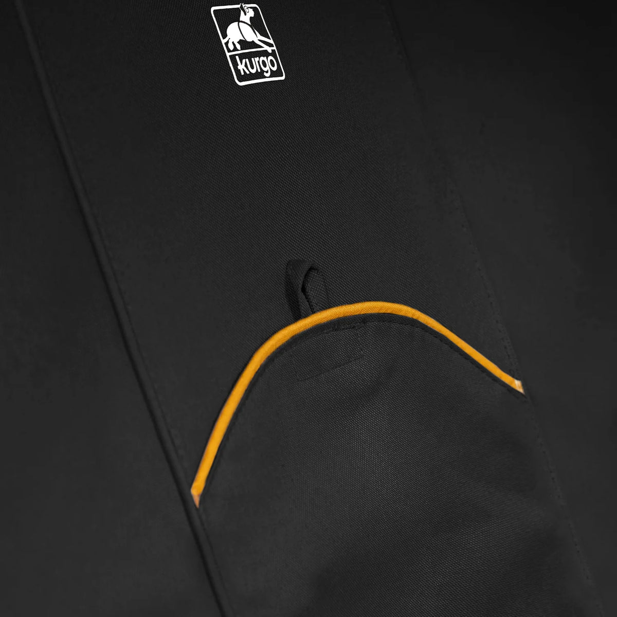 Kurgo_K01189_Wander_Bench_BLK_LS_Pocket_1x1_jpg