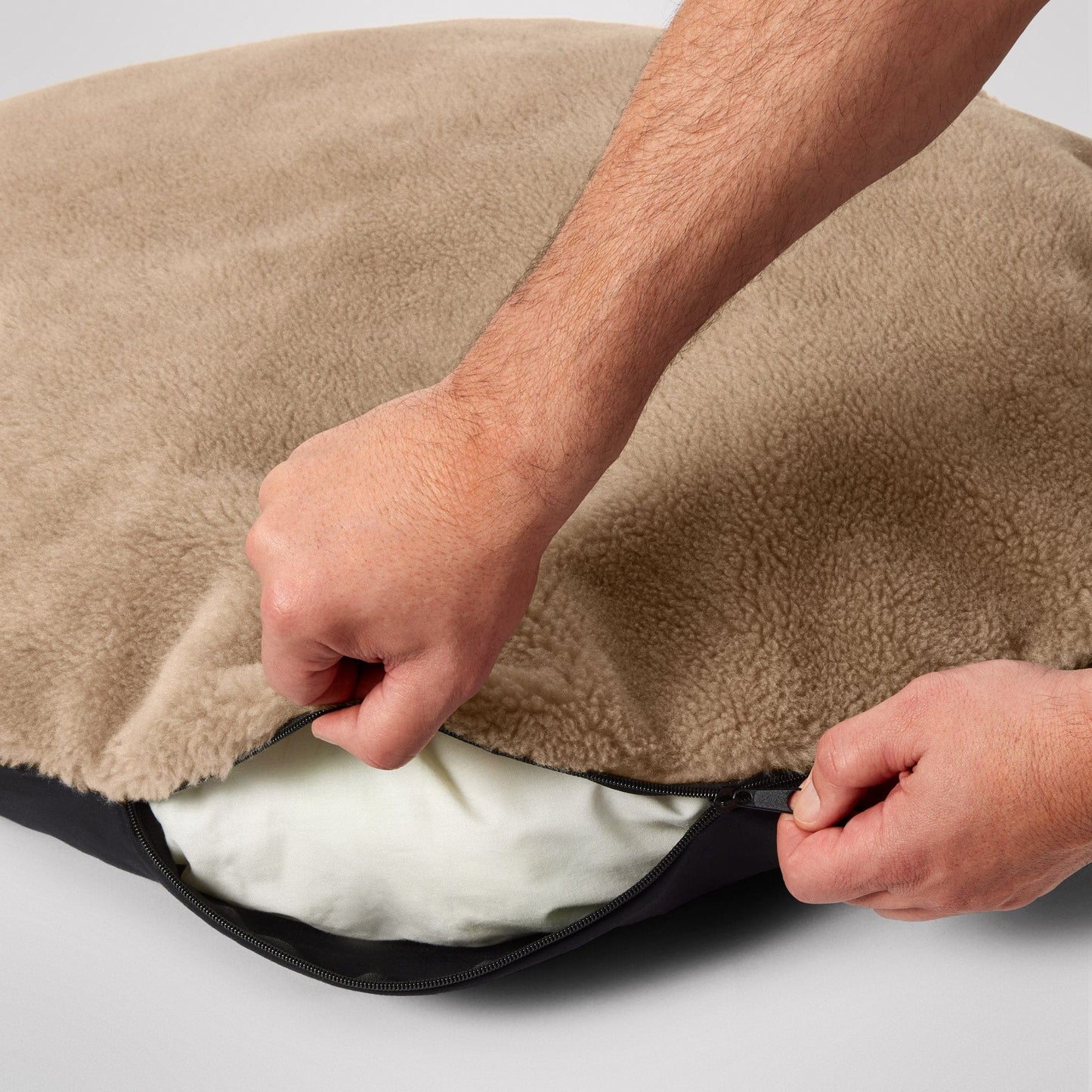 MiniJumbuk Sleep Calm Oasis Dog Bed – Fawn Calming Donut Bed