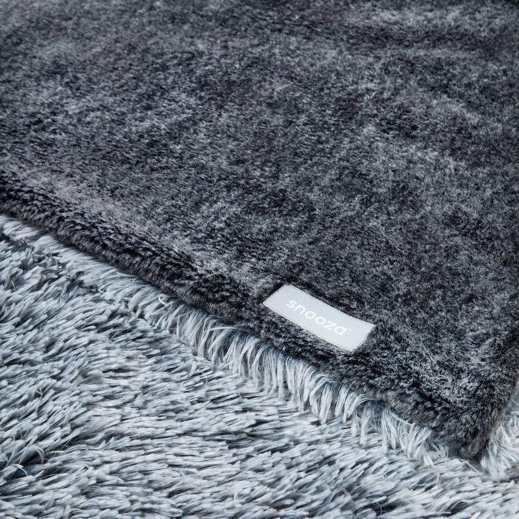 Snooza – Calming Cuddler Blanket – Chinchilla & Silver Fox